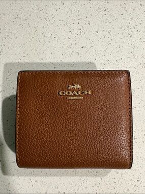 Coach Brown Pebbled Leather Bifold Wallet with Gold Logo